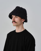 Load image into Gallery viewer, N-1550 / Cockscomb Hat