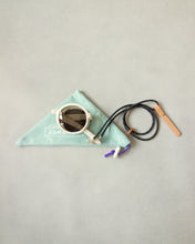 画像をギャラリービューアに読み込む, 【MEGANEROCK】KOREMO TYPE II