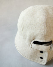 画像をギャラリービューアに読み込む, N-1606 / Horsetail Hat