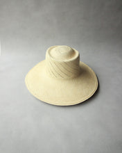Load image into Gallery viewer, NW 10-25 / Laurel Hat
