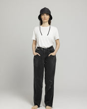 画像をギャラリービューアに読み込む, N-1606 / Horsetail Hat 