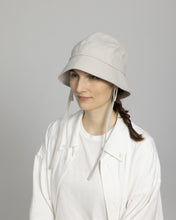 画像をギャラリービューアに読み込む, N-1606 / Horsetail Hat