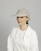 將圖片載入圖庫檢視器 N-1623 / Cape Cap