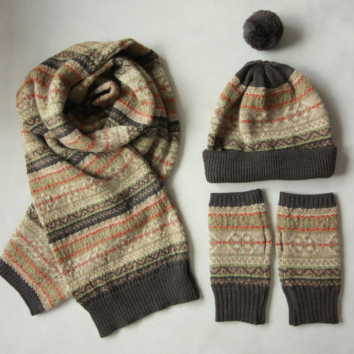 フェアアイル柄を身につけて