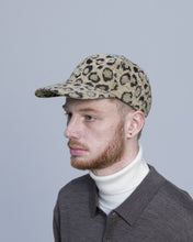 Load image into Gallery viewer, N-1700 / Newton Cap
