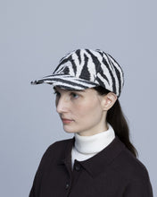 Load image into Gallery viewer, N-1700 / Newton Cap
