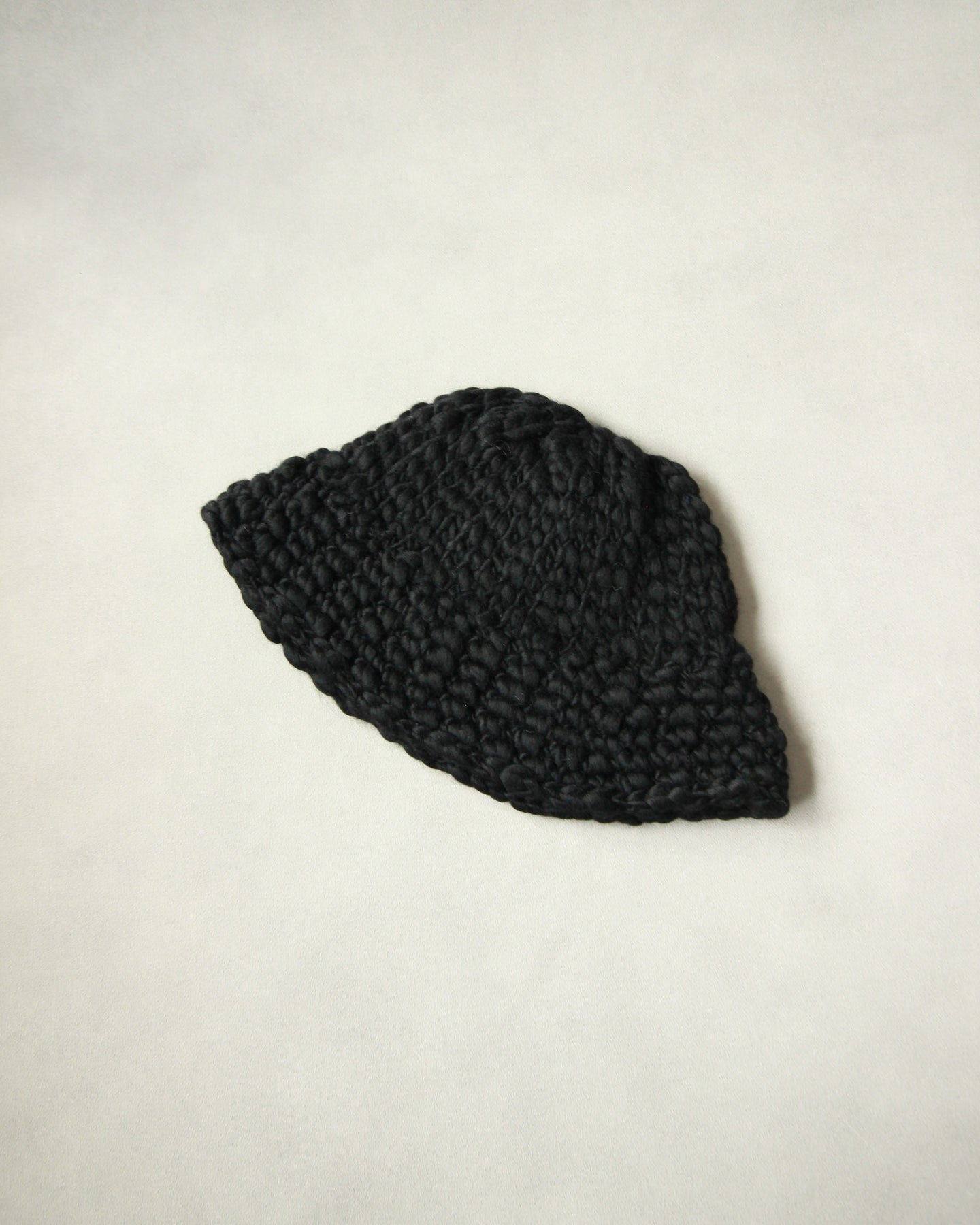 N-1550 / Cockscomb Hat