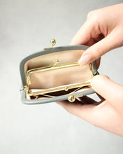 画像をギャラリービューアに読み込む, 【StitchandSew】がま口(小) （姫路レザー）
