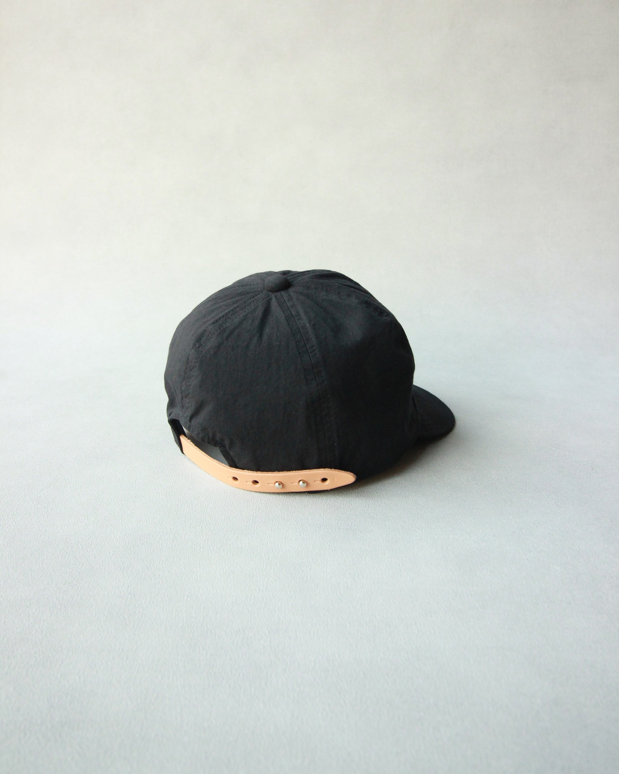 Nine Tailor (ナインテイラー) Lymington Cap Waxed Cotton