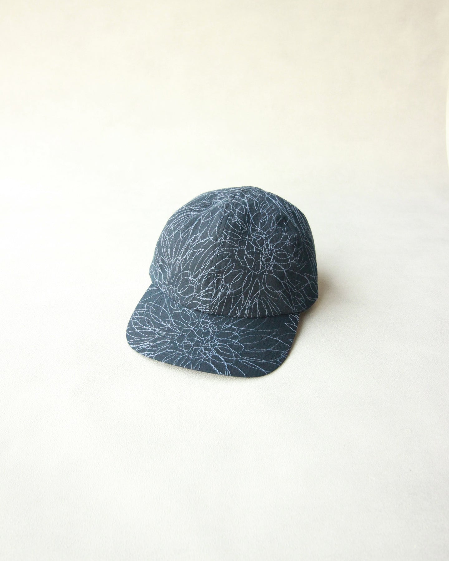N-1408 / Gilly Cap