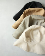 画像をギャラリービューアに読み込む, N-1633 / Lupine Hat
