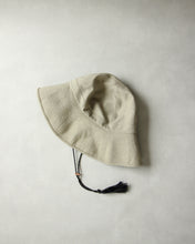 画像をギャラリービューアに読み込む, N-1633 / Lupine Hat
