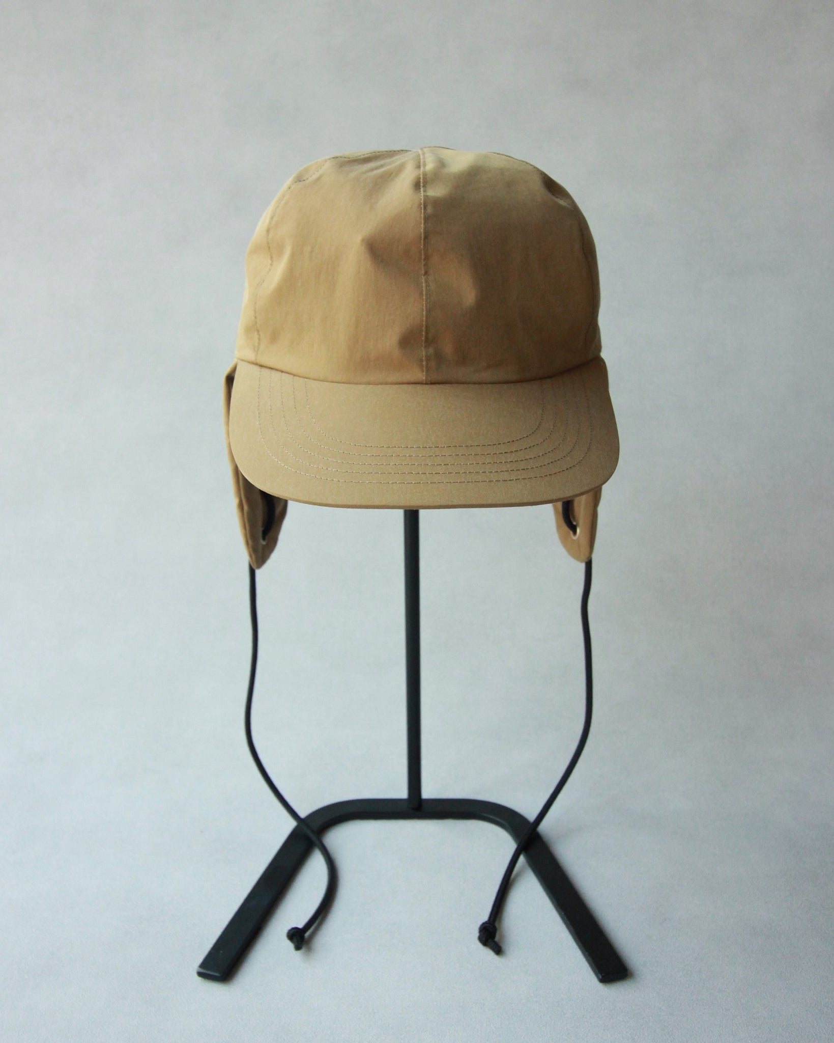 N-1112 / Elm String Cap – Nine Tailor