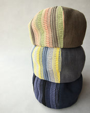 Load image into Gallery viewer, N-1403 / Hazel Beret
