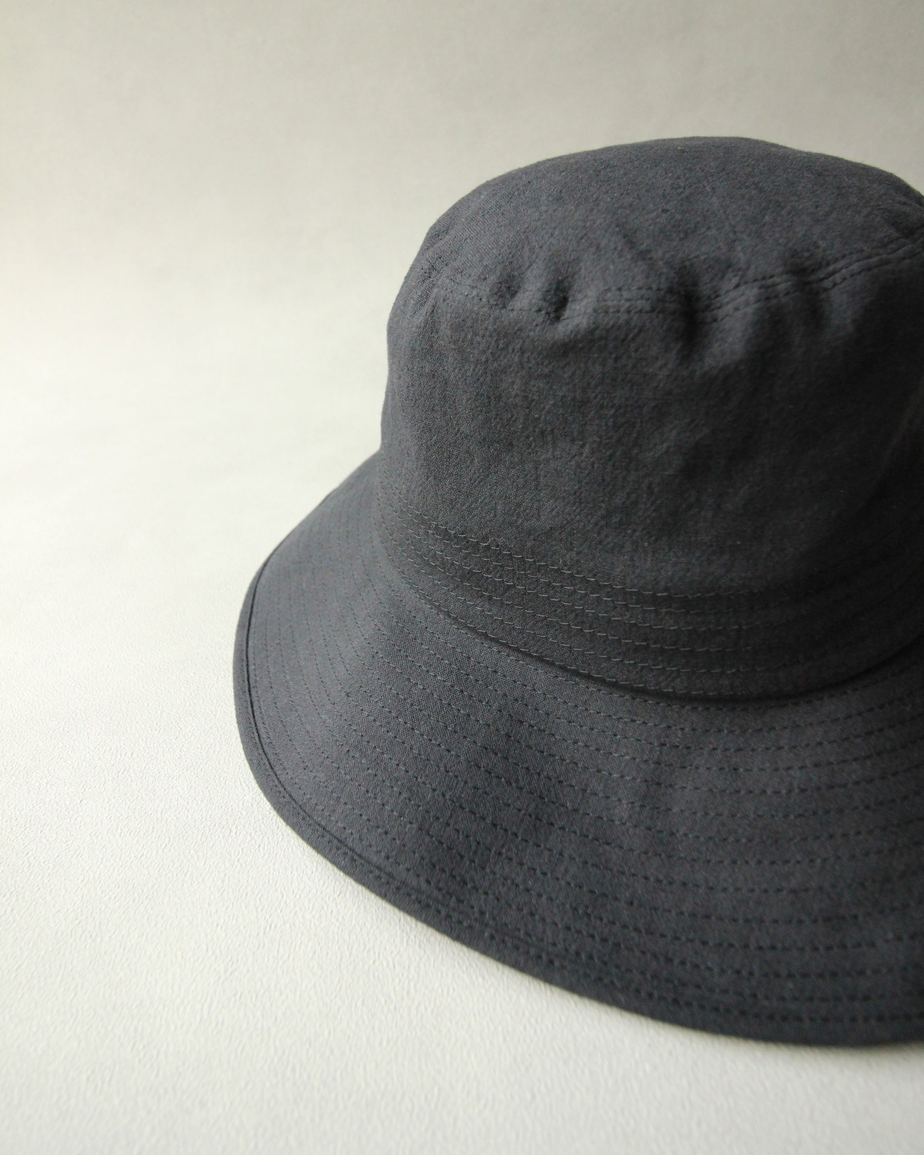 新品 NineTailor バケットハット Cockspur Hat N-1621 / Cockspur Hat【残りわずか】 – Nine Tailor