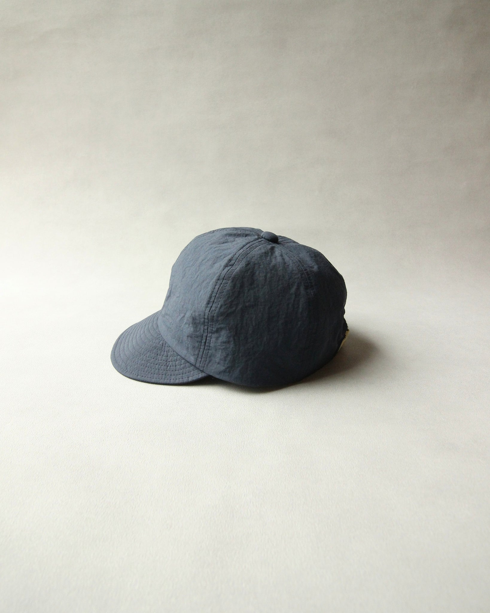 N-1625 / Forget-me-Cap – Nine Tailor