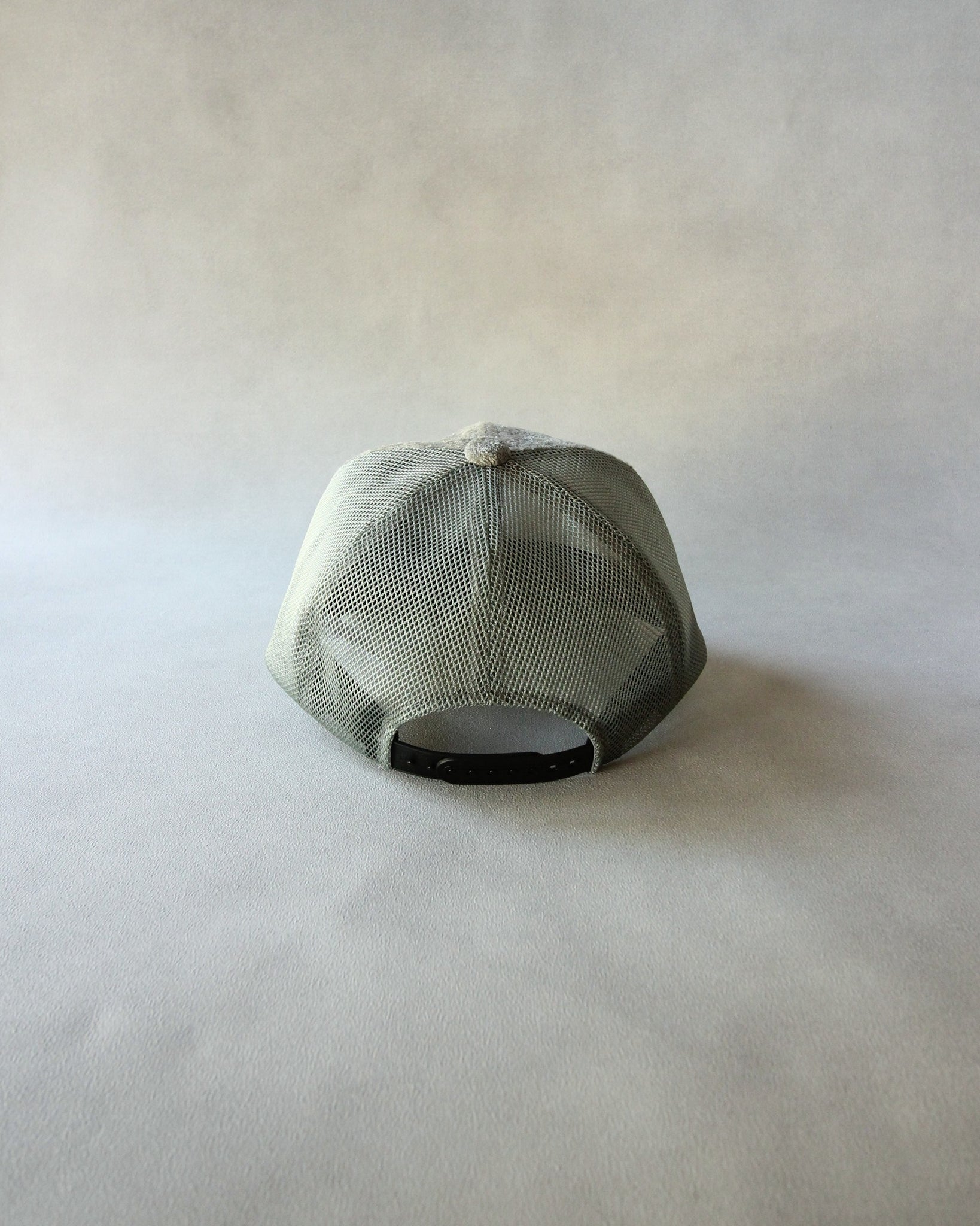 N-1618 / Lazy Cap – Nine Tailor
