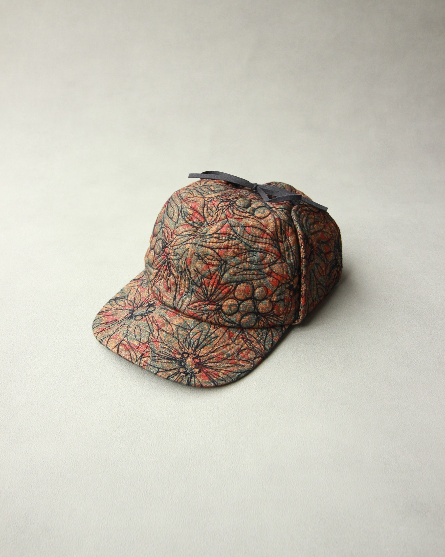 N-W10-19 / Several Cap – Nine Tailor