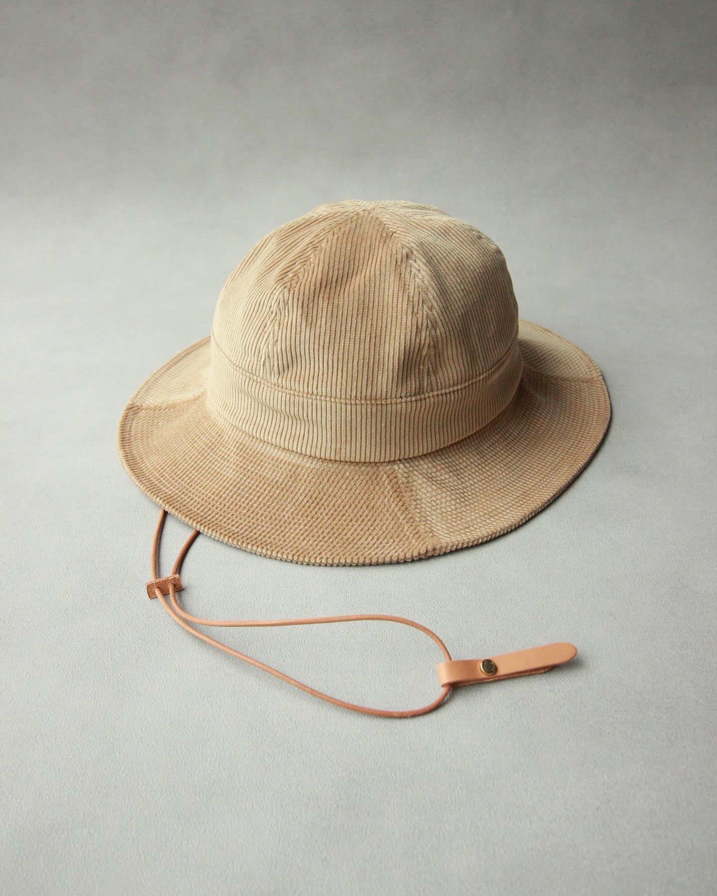 N-1203 / Ixora Hat (Corduroy)