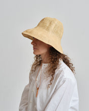 画像をギャラリービューアに読み込む, N-1426 / Poir Orchid Hat
