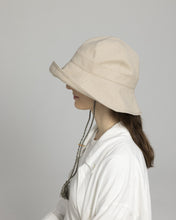 画像をギャラリービューアに読み込む, N-1633 / Lupine Hat
