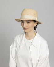 將圖片載入圖庫檢視器 N-1637 / Melastoma Hat【 Last 1 】
