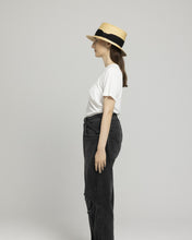 將圖片載入圖庫檢視器 N-1650 / Stokesia Hat
